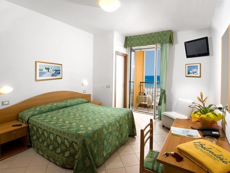 Hotel Belvedere Misano Adriatico Esterno foto