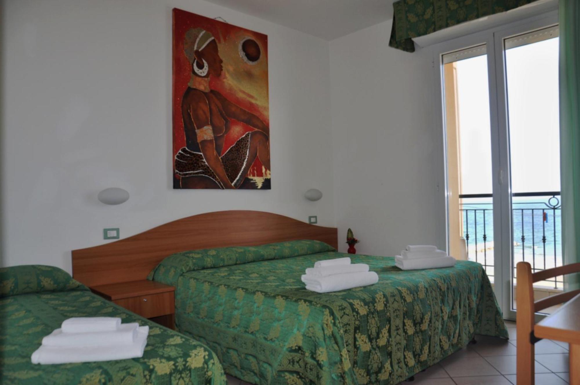 Hotel Belvedere Misano Adriatico Esterno foto